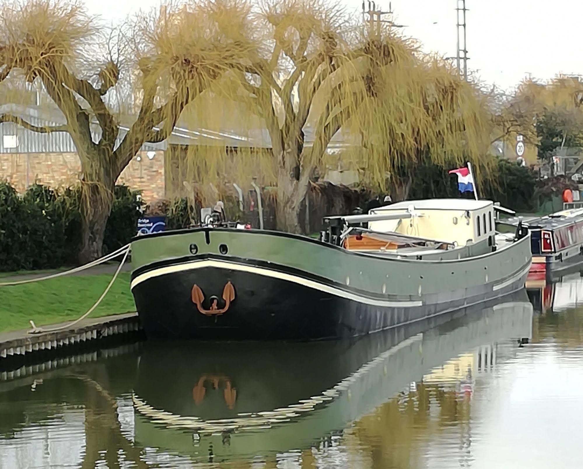 Hotel Barge Waternimf 伊利 外观 照片