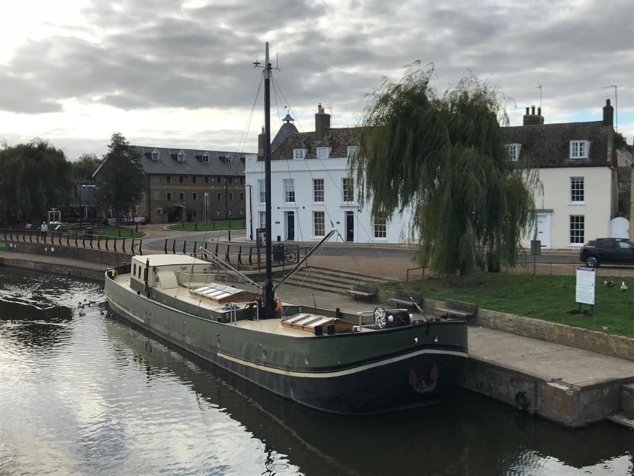 Hotel Barge Waternimf 伊利 外观 照片