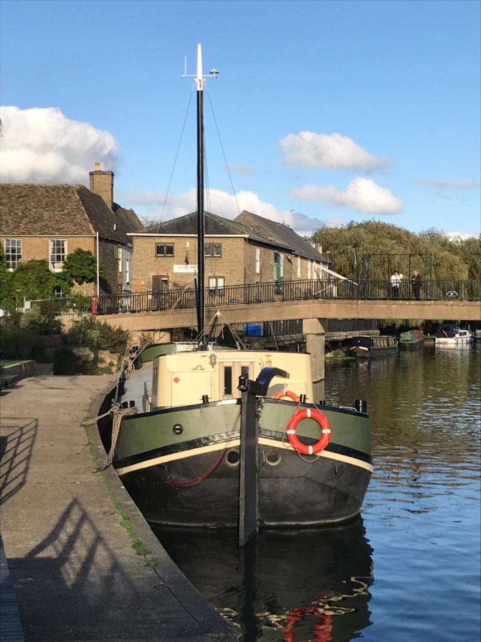 Hotel Barge Waternimf 伊利 外观 照片